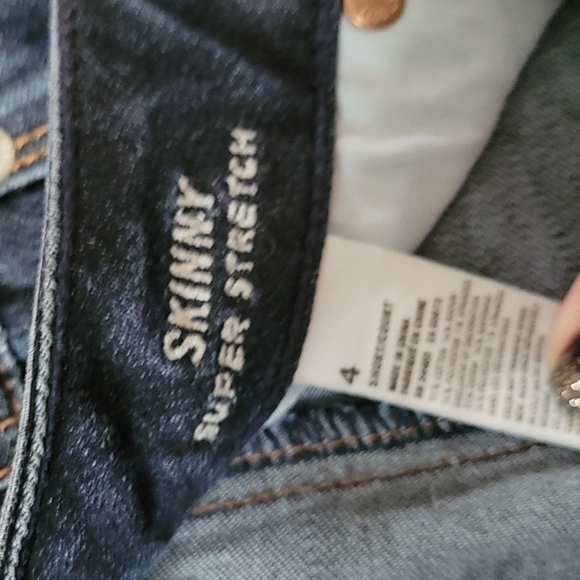 American Eagle Skinny Super Stretch size 4 short - Picture 3 of 4